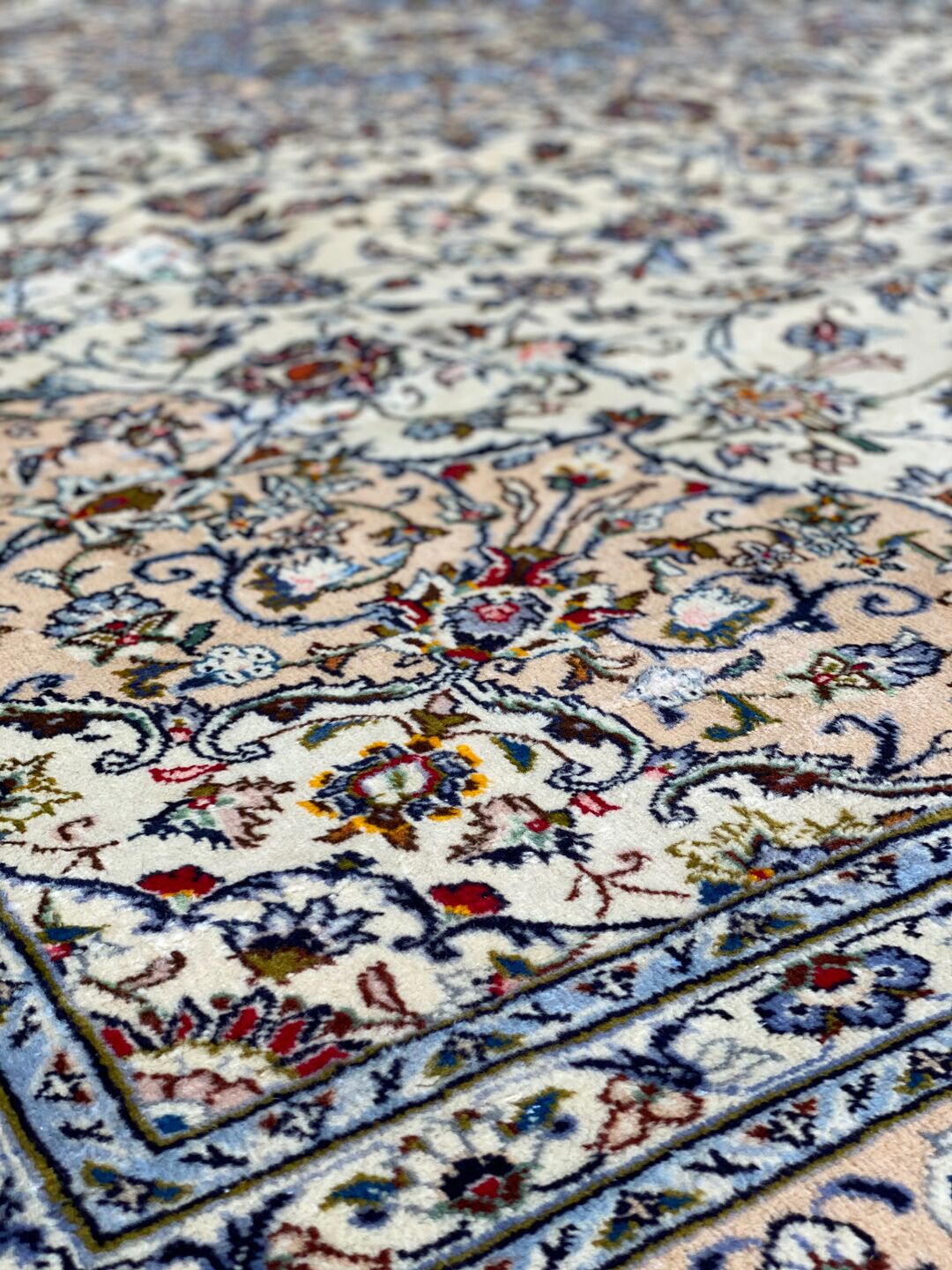 4x3M Royal Beige Persian Kashan Rug - Image 4