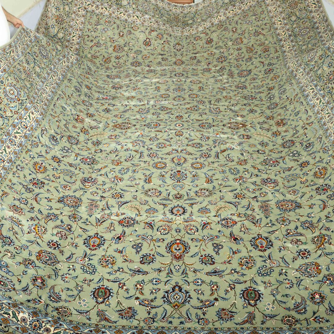 6x4M Antique Massive size Pistachio Kashan Rug - Image 2