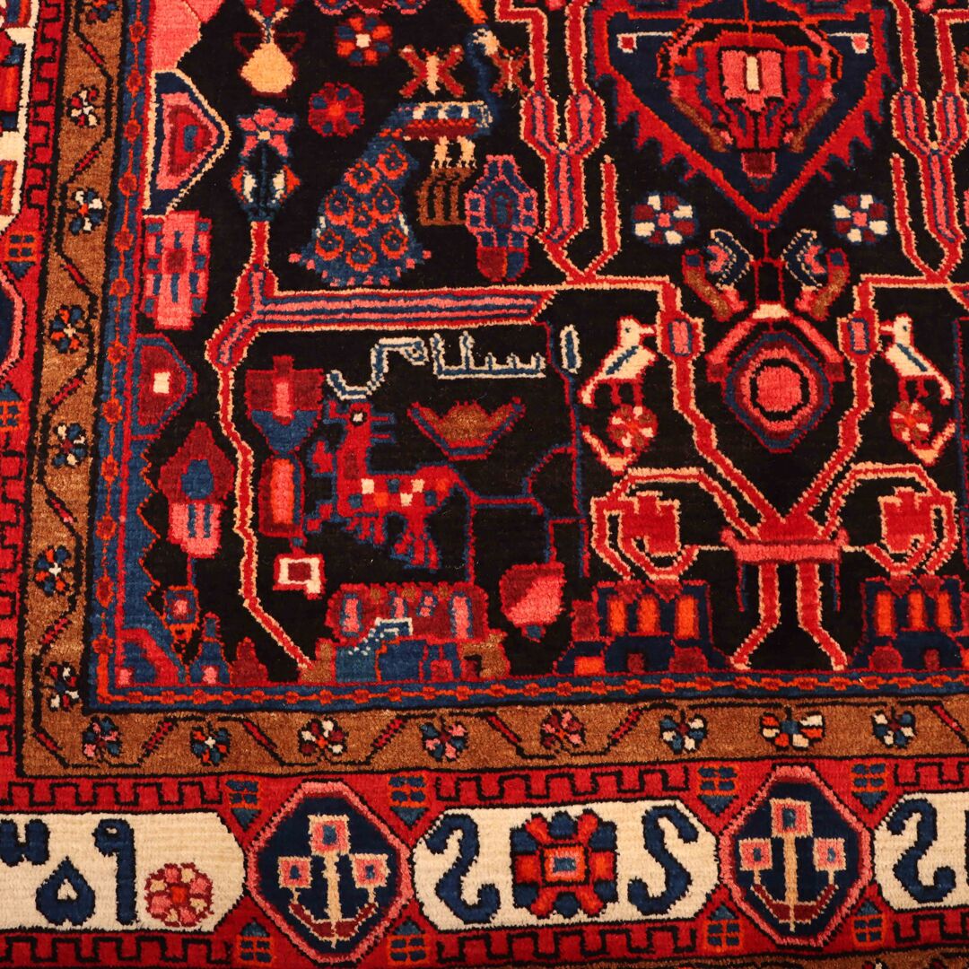 2.8x1.6M Tribal Nahavand Rug - Image 5