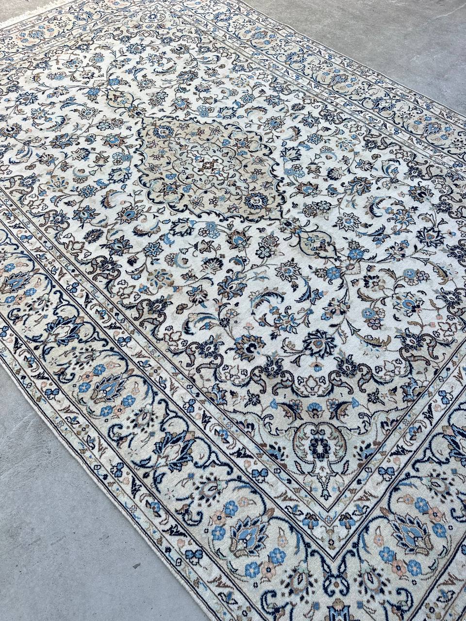 3.5x2.4M Beige Persian Kashan Rug - Image 6