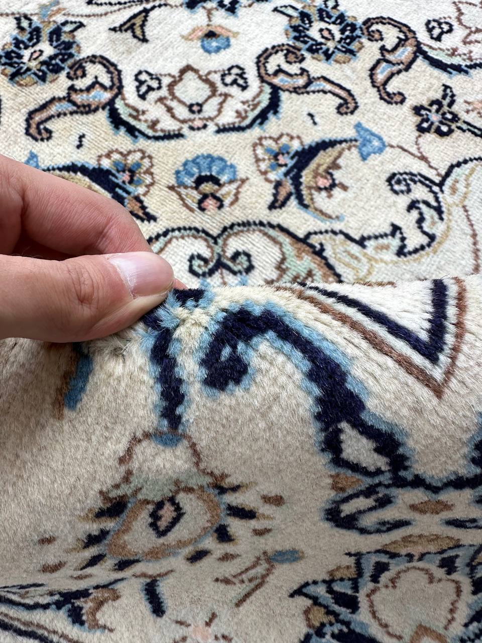3.5x2.4M Beige Persian Kashan Rug - Image 9