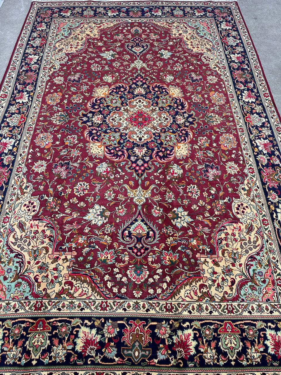 3.7x2.5M Persian Tabriz Rug - Image 4
