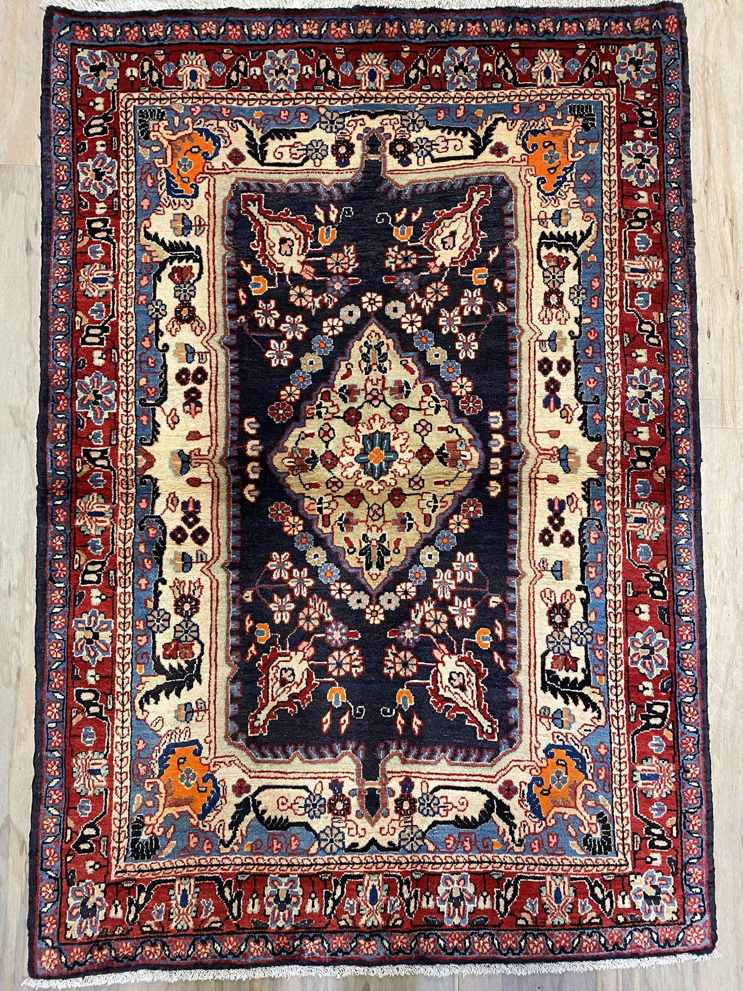 1.5x1M Traditional Sarough Rug