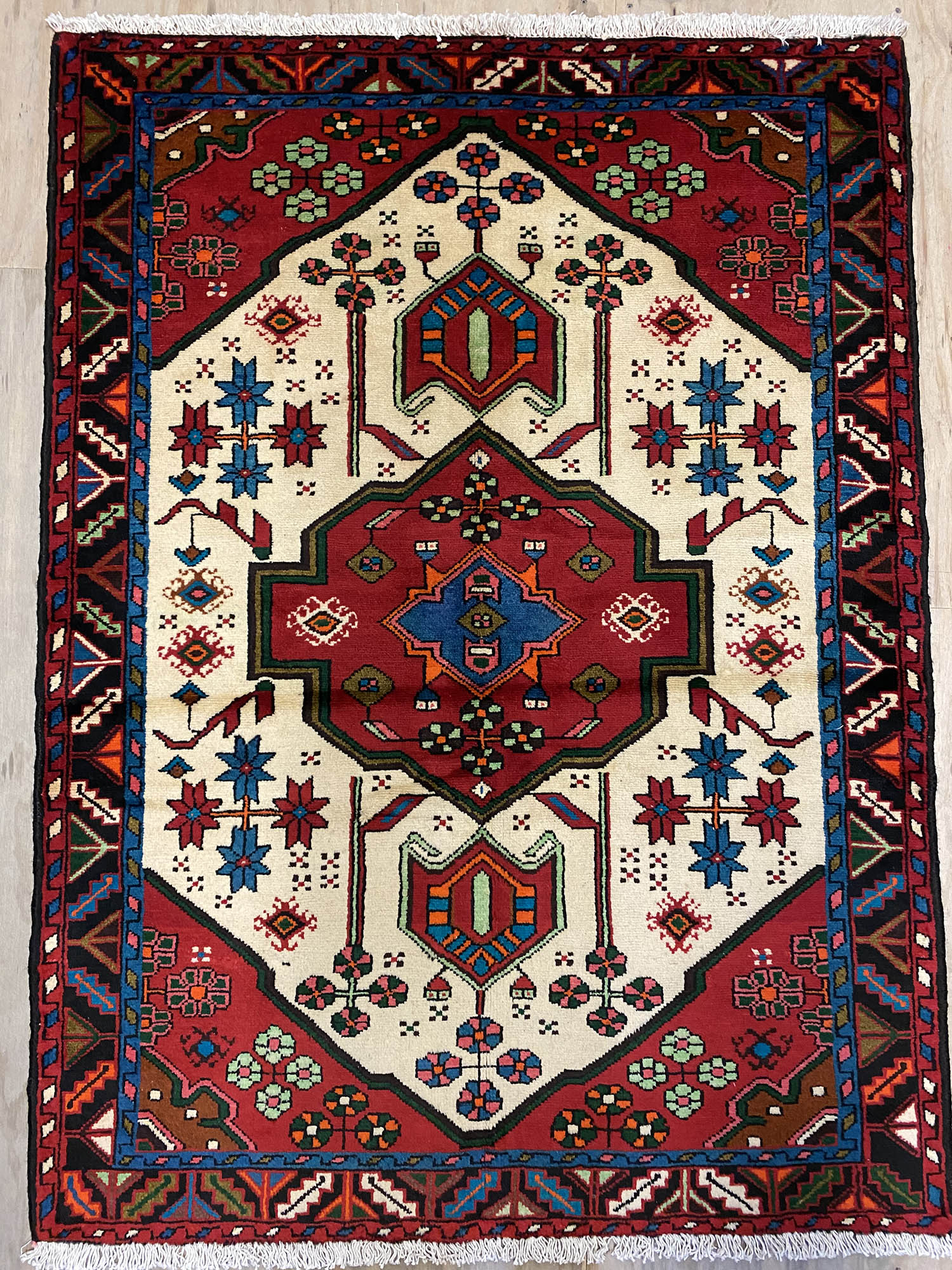 1.5x1.1M Village Persian Saveh Rug