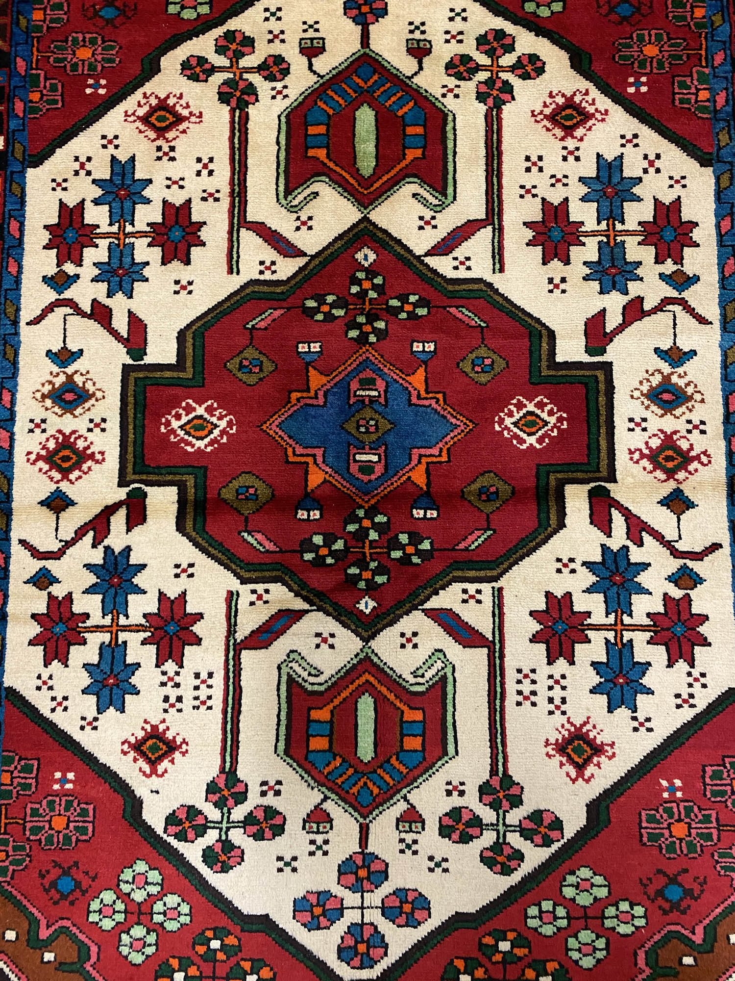 1.5x1.1M Village Persian Saveh Rug - Image 4