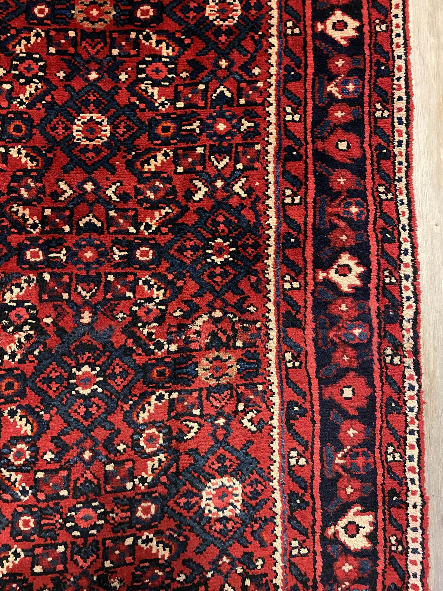 5.8m Hamedan Persian Runner (Hosseinabad) - Image 4