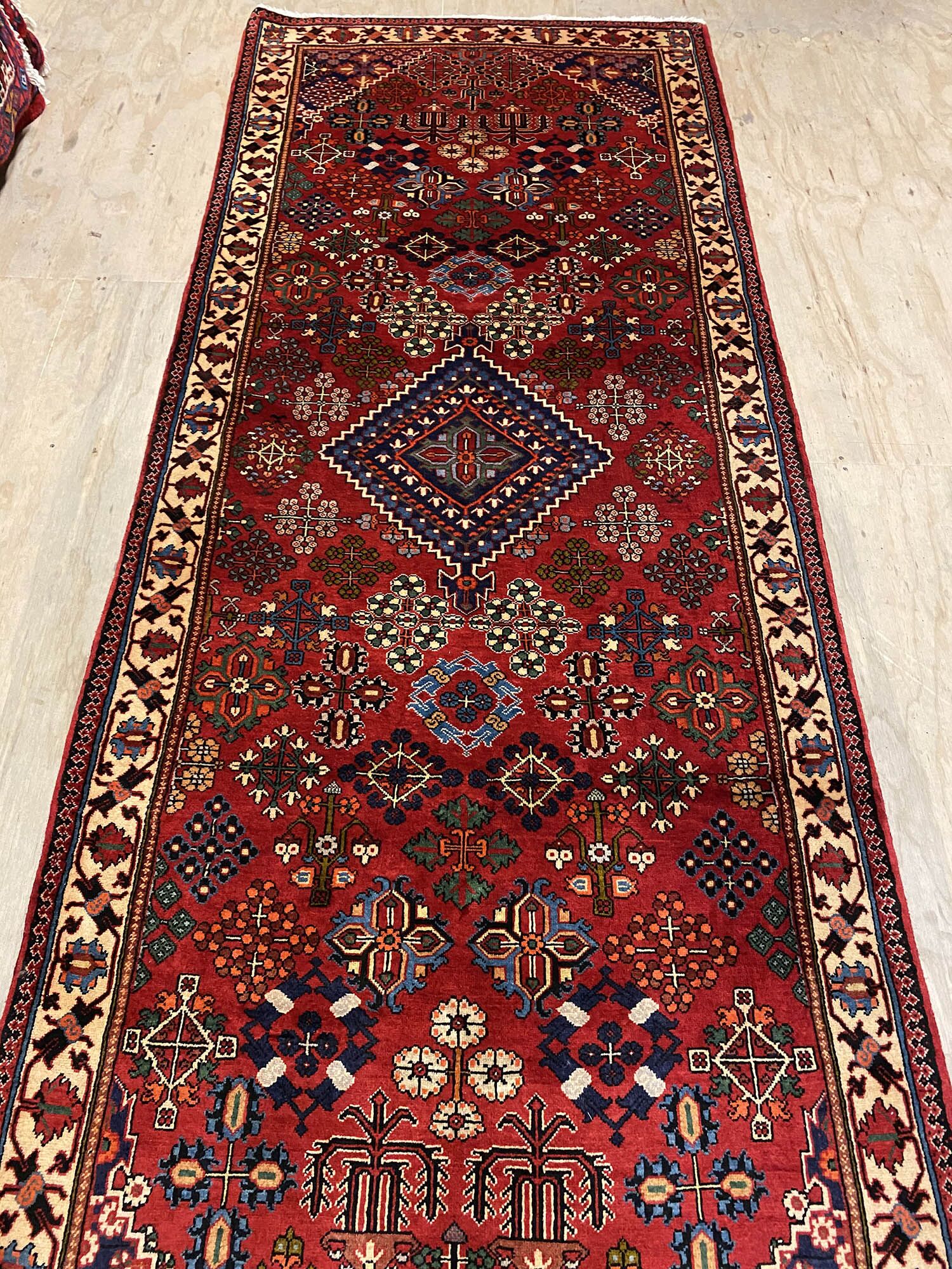 2.8m Persian Joshaghan (Mei Mei) Runner - Image 4