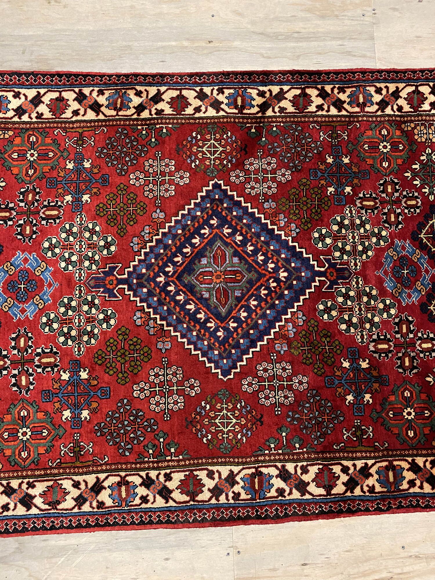 2.8m Persian Joshaghan (Mei Mei) Runner - Image 7
