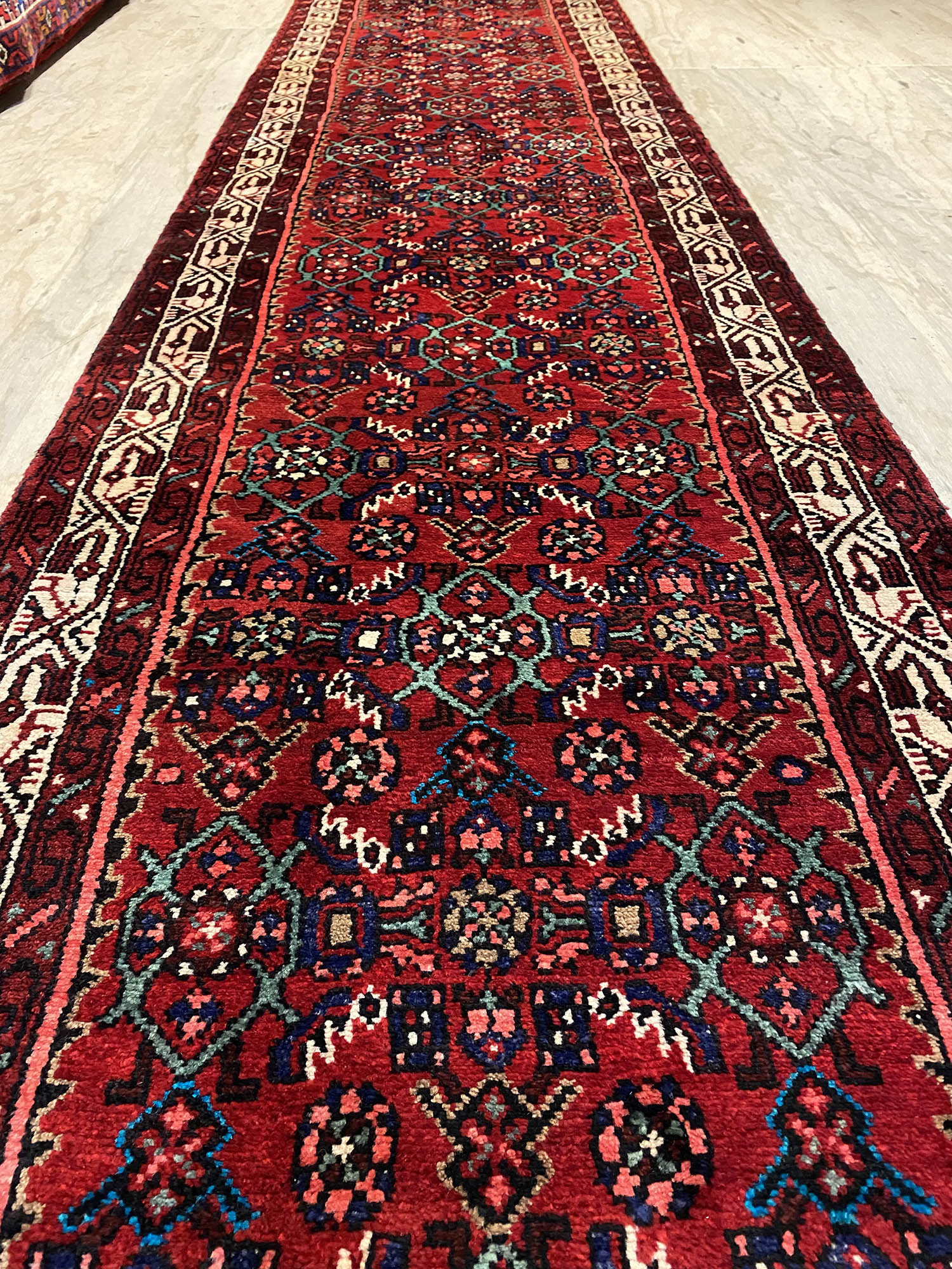 4M Enjelas Persian Runner - Image 4