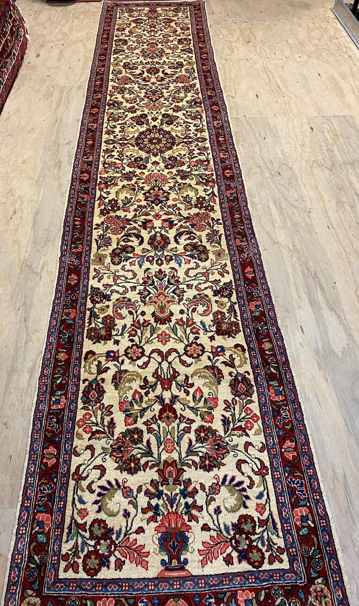 4M Persian Sarough Runner - Image 2