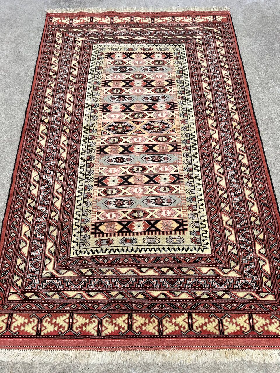 2x1.3M Quchan Rug - Image 2