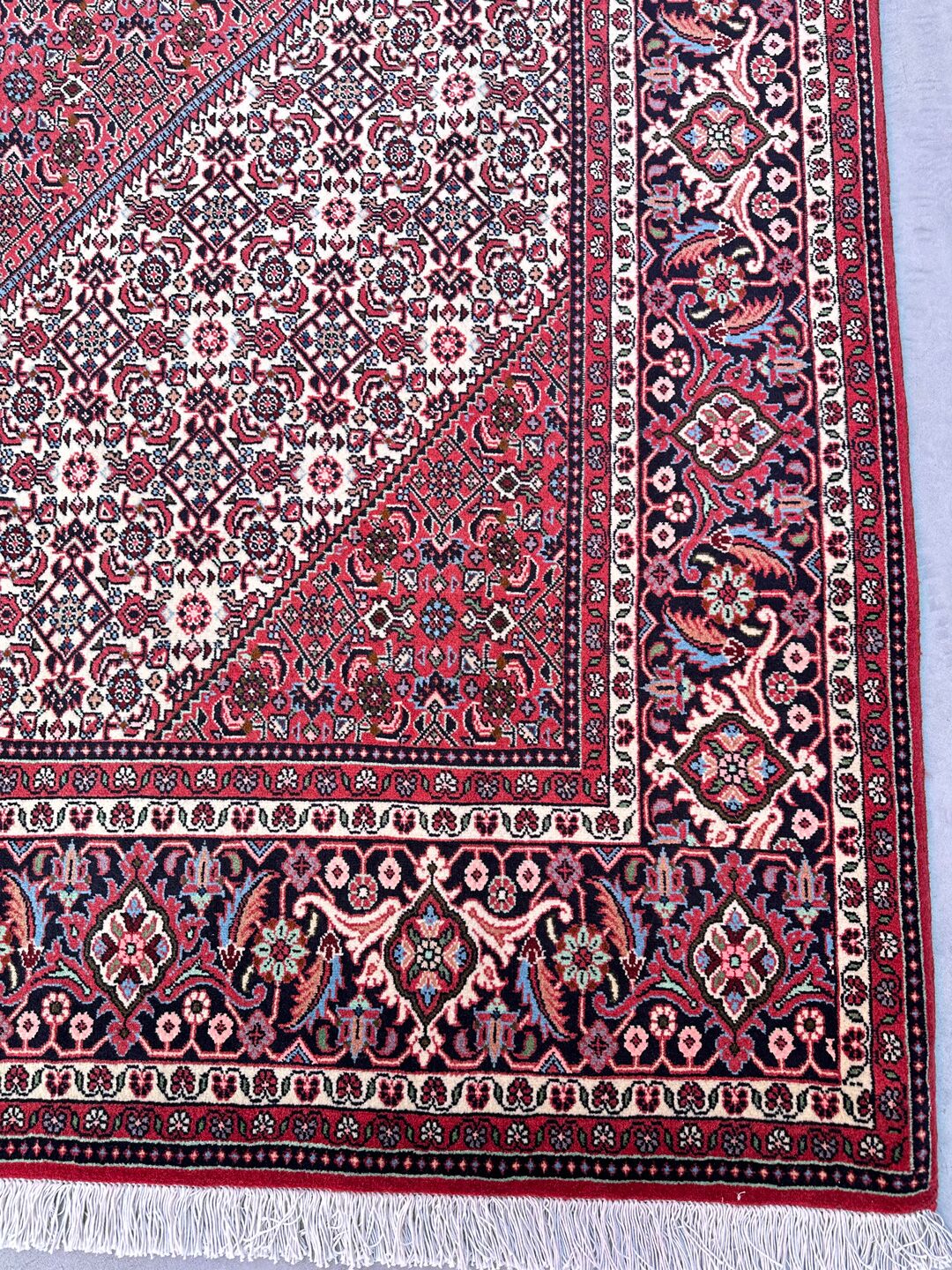 3.5x2.5M Fine Persian Bijar Rug - Image 10