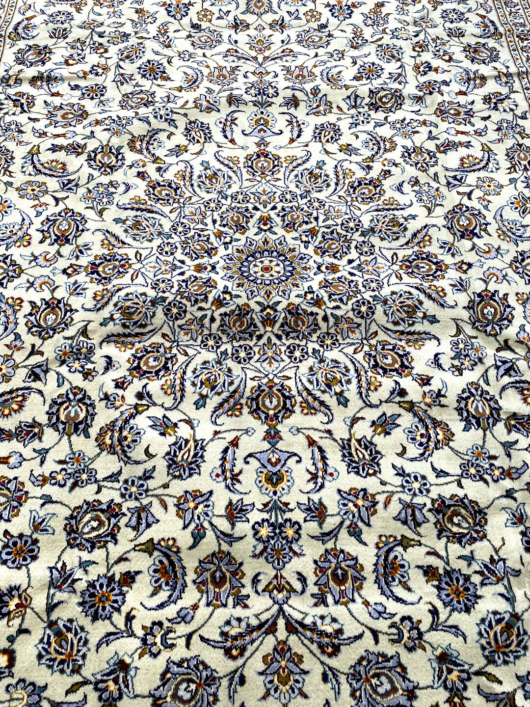 4x3M Royal Beige Persian Kashan Rug