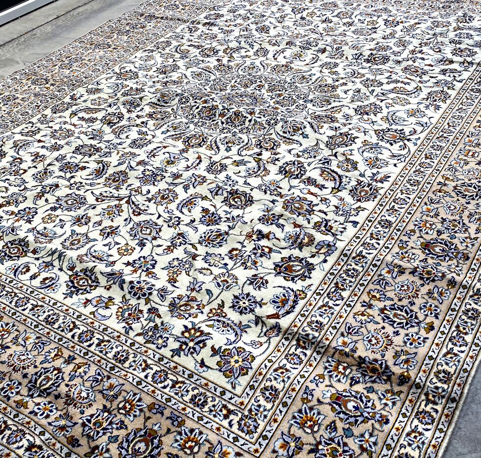 4x3M Royal Beige Persian Kashan Rug - Image 4