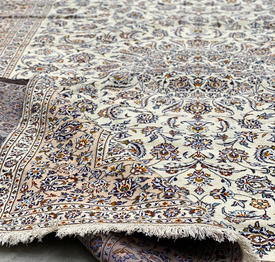 4x3M Royal Beige Persian Kashan Rug - Image 7