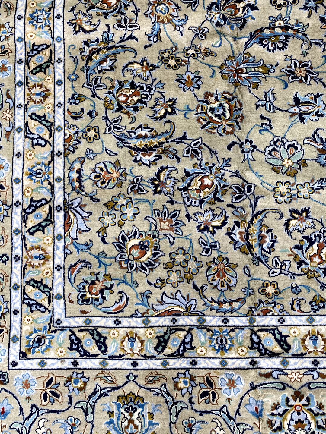 4x3M Signed Pistachio Tone Persian Kashan Rug - Image 5