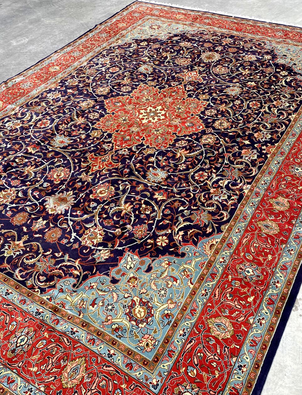 4.3 x 3 M Arabesque Sarough Rug - Image 2
