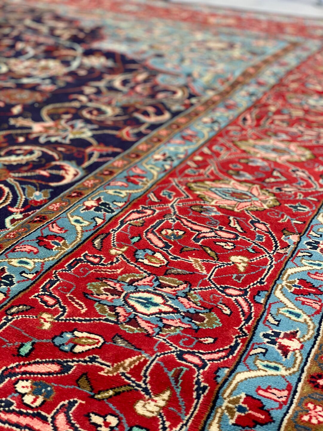 4.3 x 3 M Arabesque Sarough Rug - Image 8