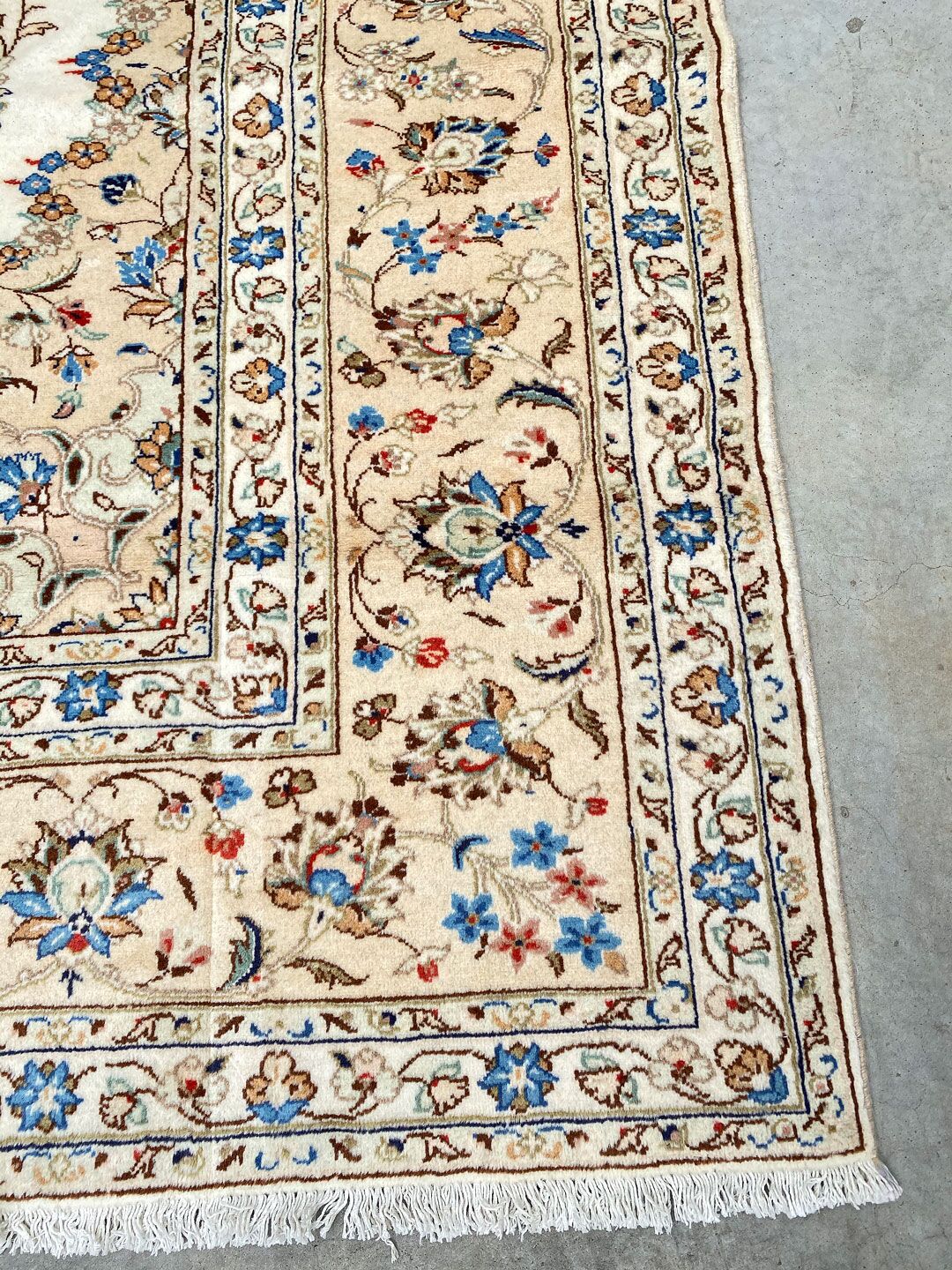 3.3x2.5M Beige Persian Kashan - Image 3