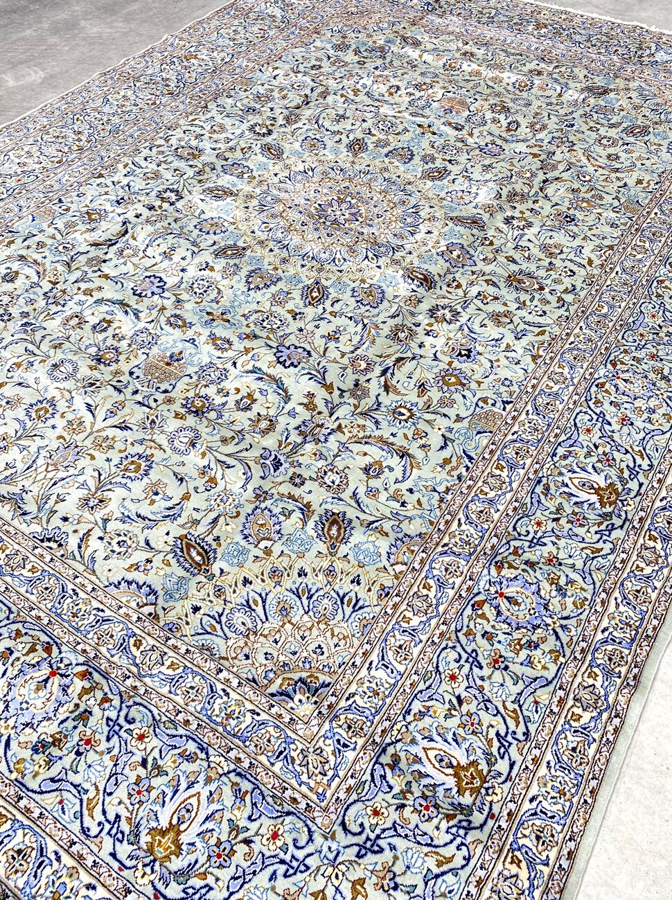 4.2x3M Signed Pistachio Tone Persian Kashan Rug - Image 3