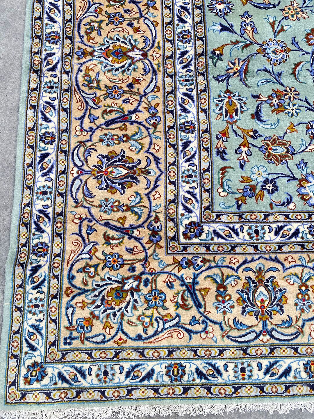 4x3M Pistachio Tone Persian Kashan Rug - Image 3