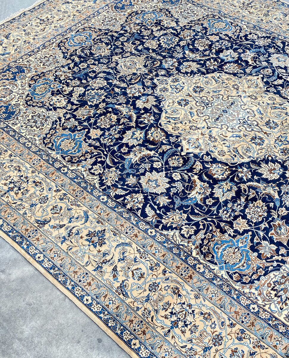 Masterpiece 4x3M Fine Silkinlaid Rug Nain (6La) - Image 8