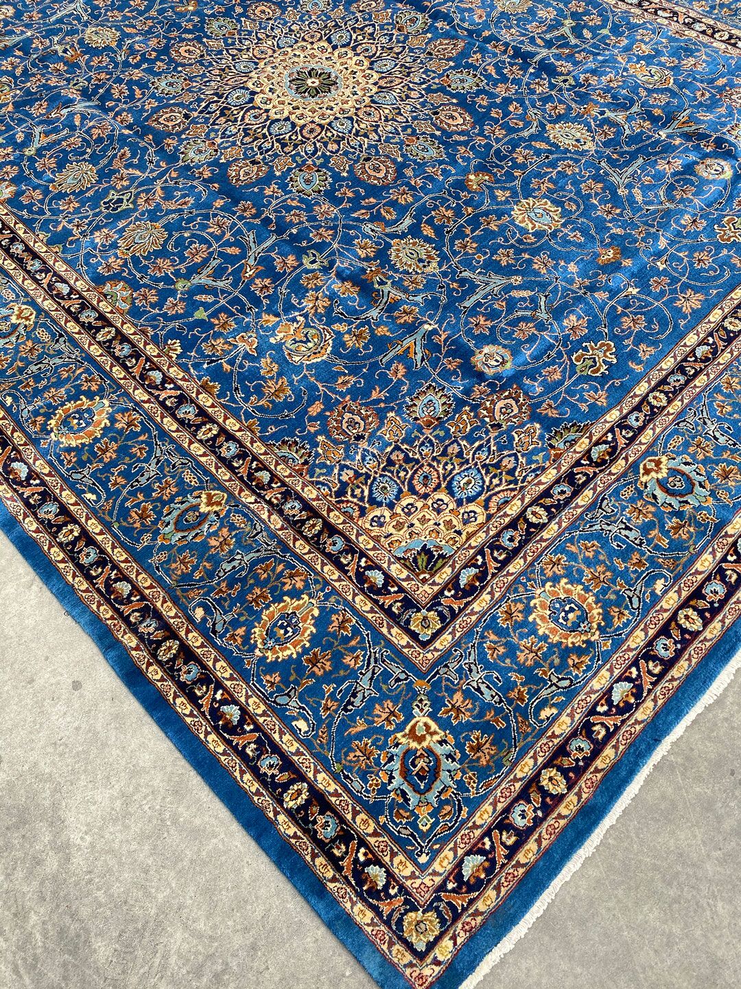 4x3M Lamb's wool Kashmar Rug - Image 7