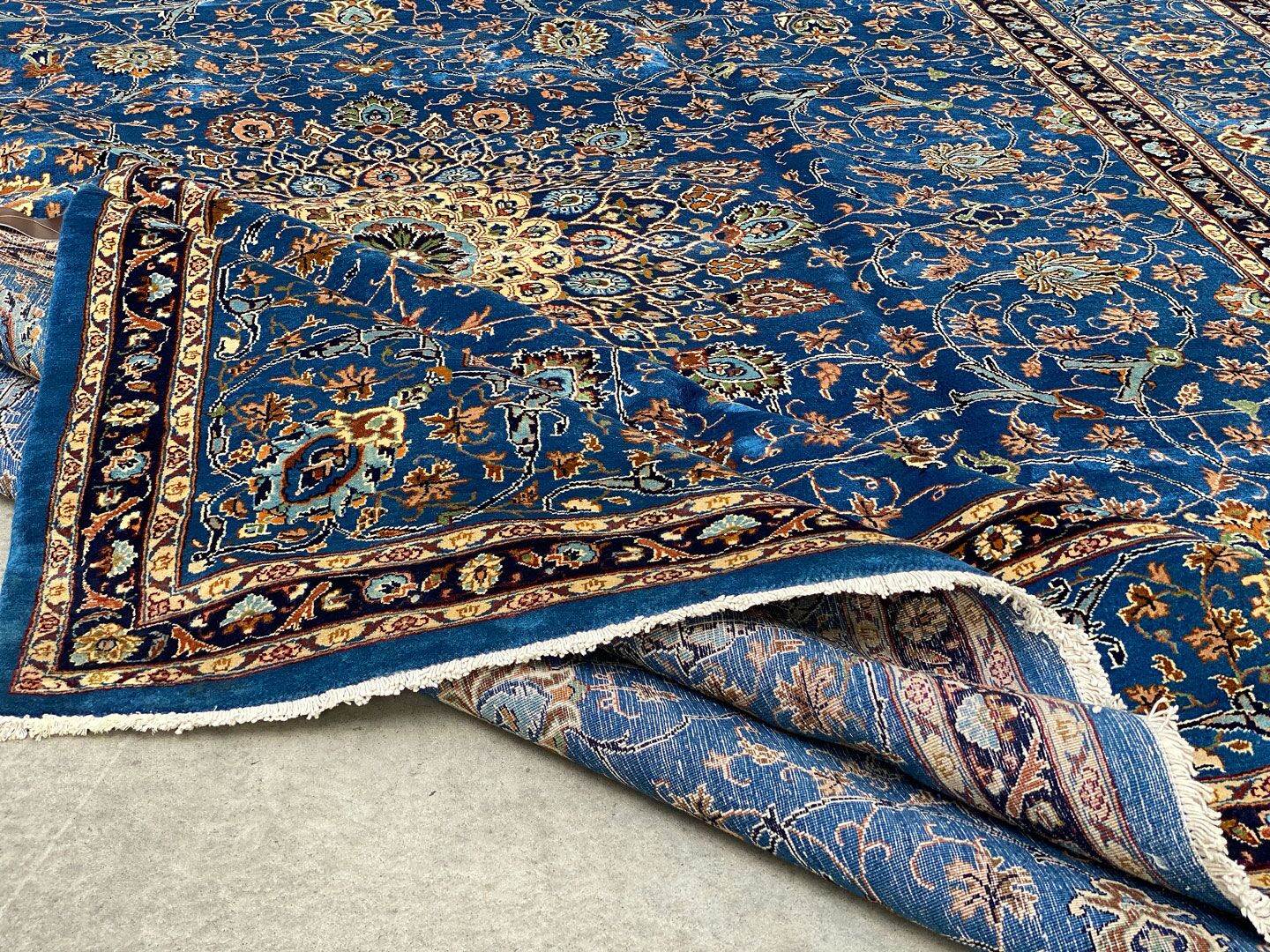 4x3M Lamb's wool Kashmar Rug - Image 11