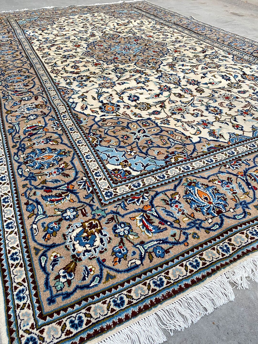 3.4x2M Beige Persian Kashan Rug - Image 7