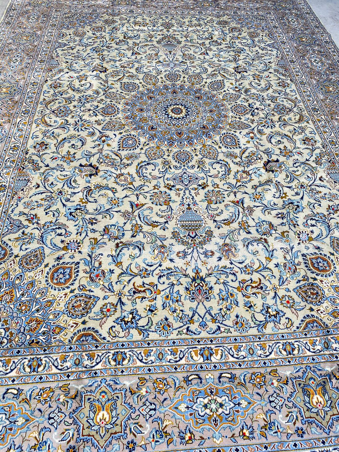 4.1x3M Signed Pistachio Tone Persian Kashan - Image 7