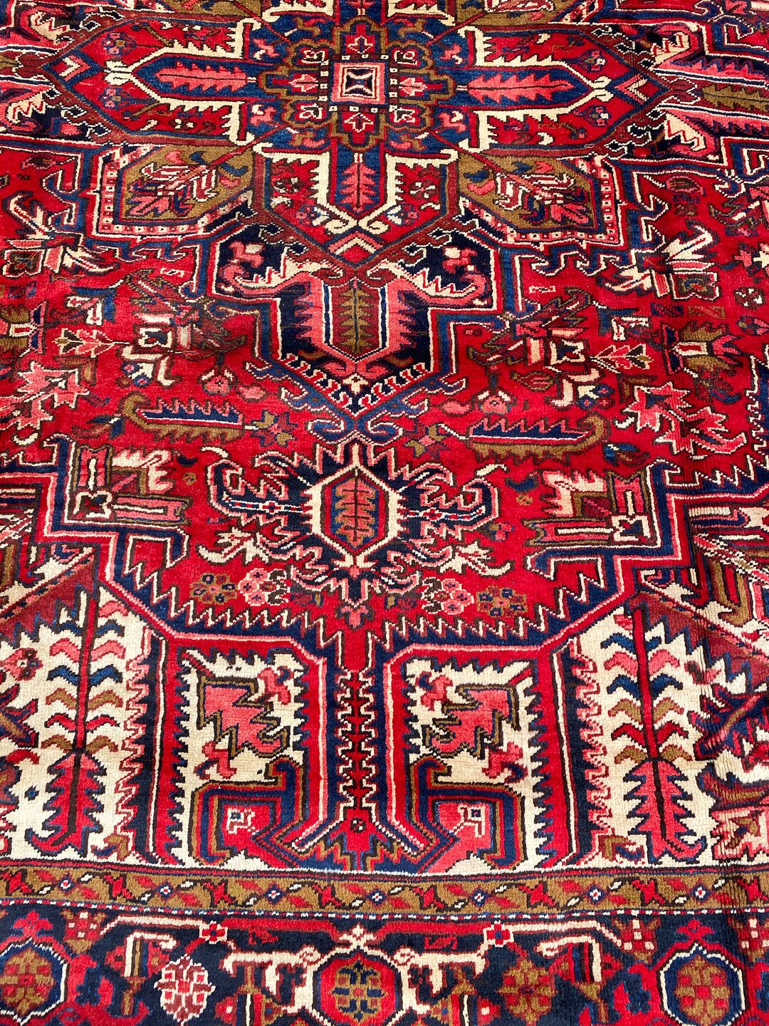 3.2x2.8M Genuine Heriz Persian Rug - Image 5