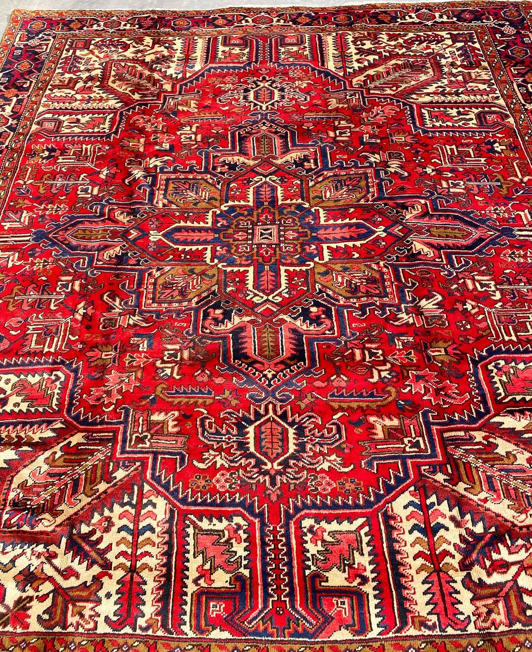 3.2x2.8M Genuine Heriz Persian Rug