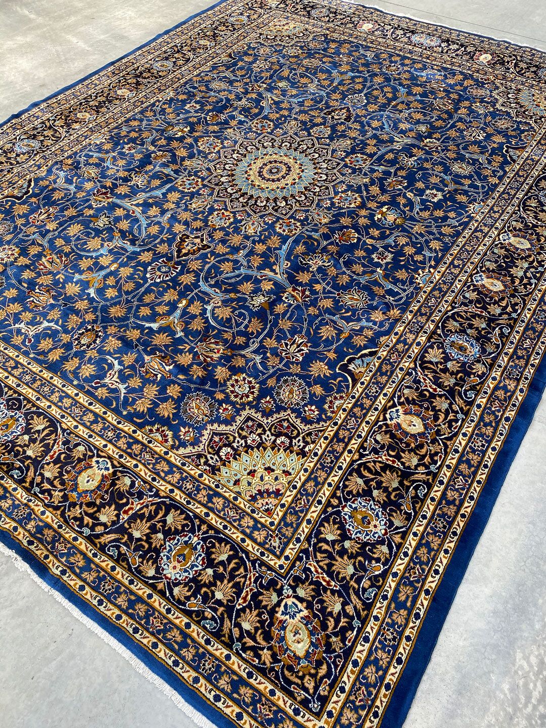4x3M Fine Kashmar Rug - Image 5