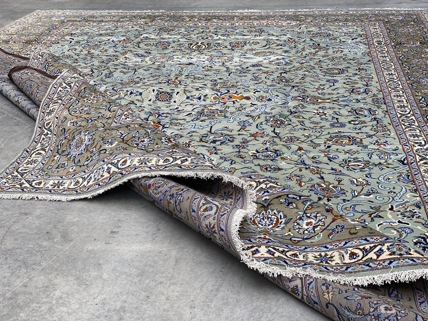 4.1x3.1M Signed Fine Pistachio Tone Persian Kashan - Image 9