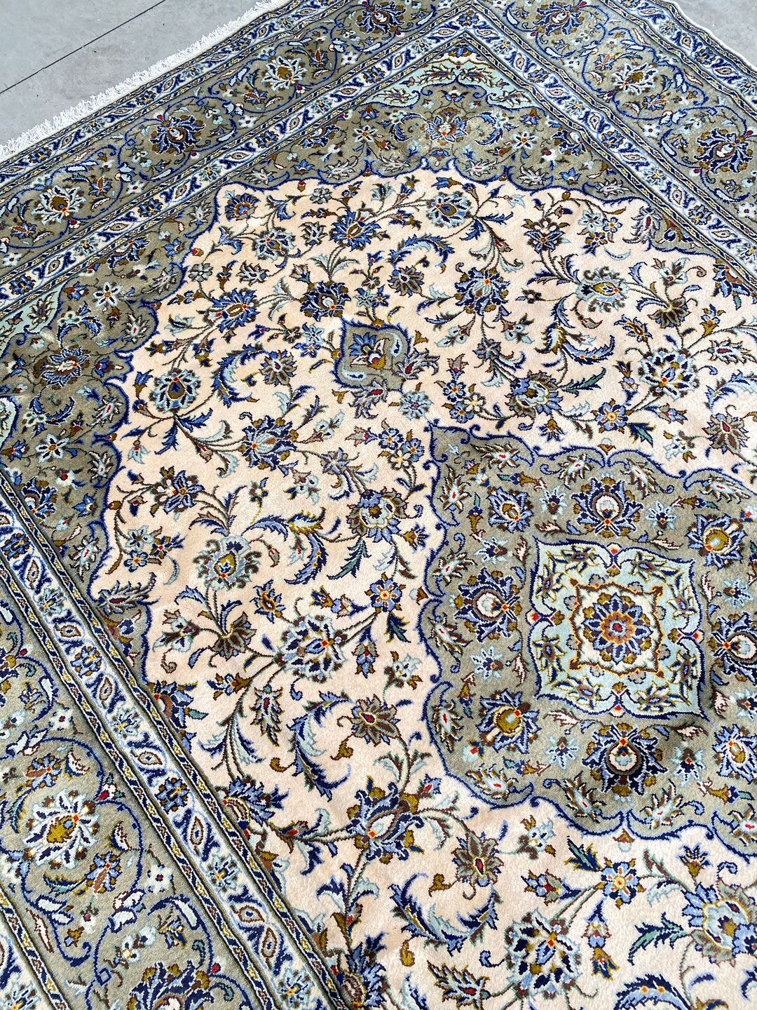 3.5x2.5M Beige Traditional Persian Kashan