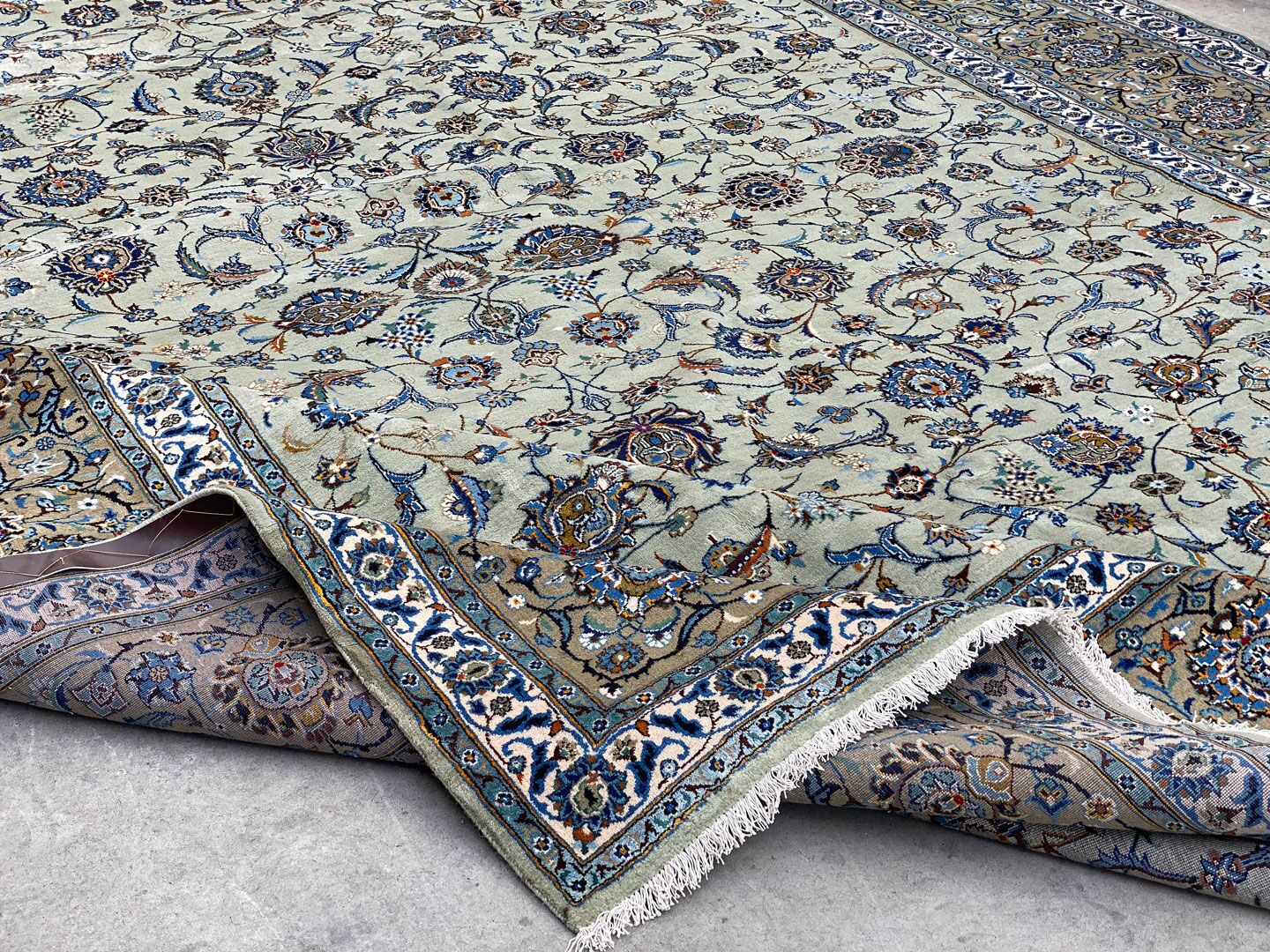 4.5x3.4M Over Sized Pistachio Tone Persian Kashan Rug - Image 9