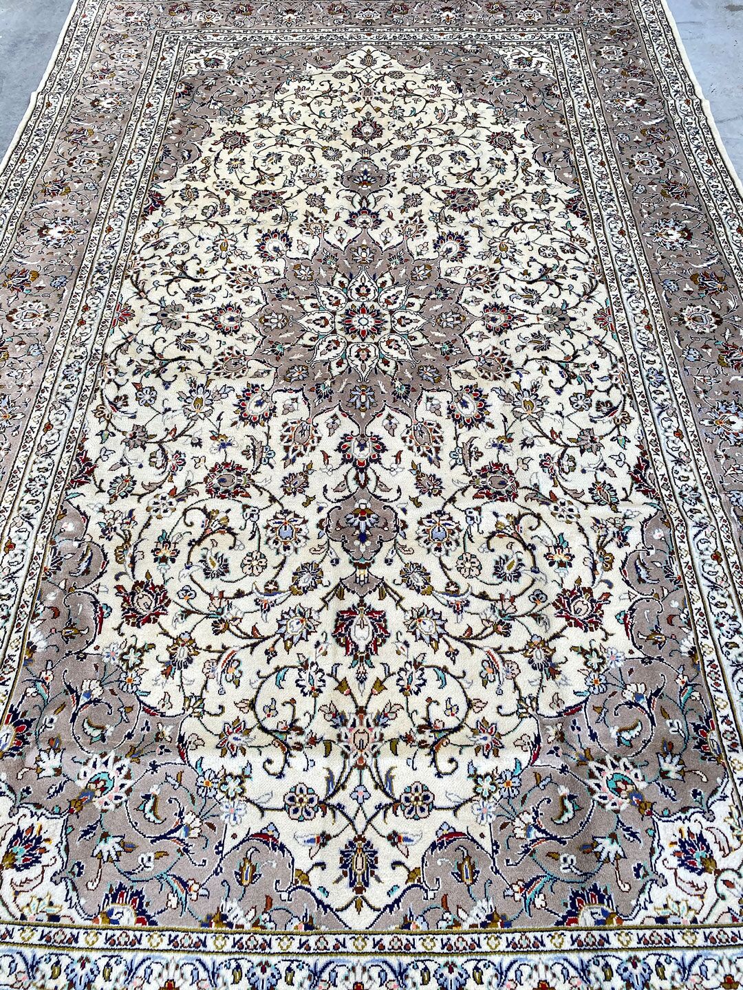 3.9x2.4M Beige Persian Kashan