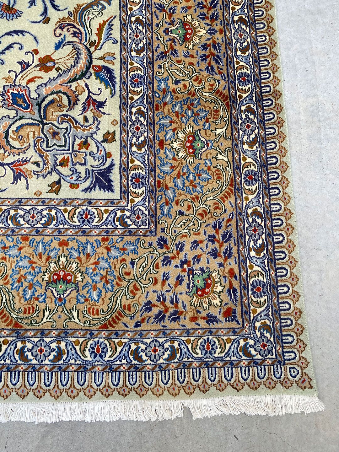3.6x2.5M Mood Persian Rug - Image 5