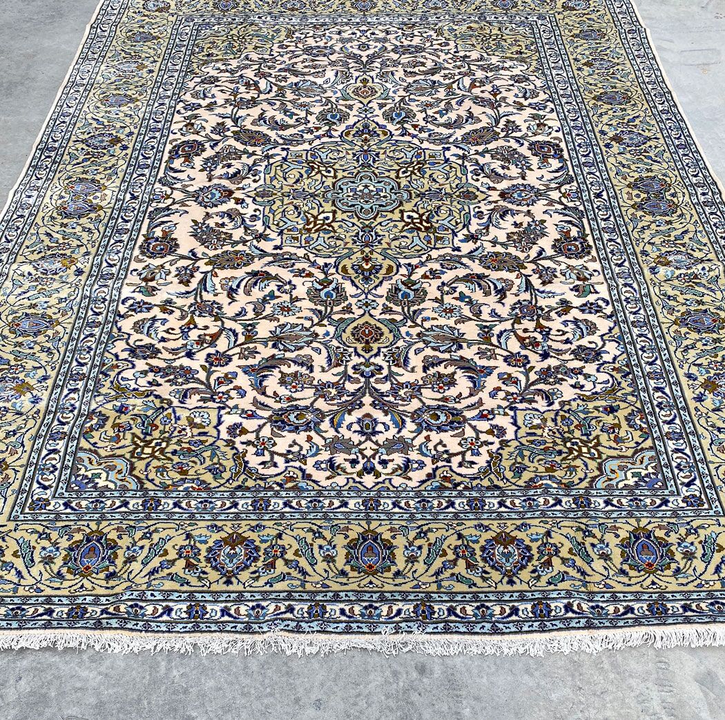 3.3x2.5M Beige Persian Kashan - Image 2
