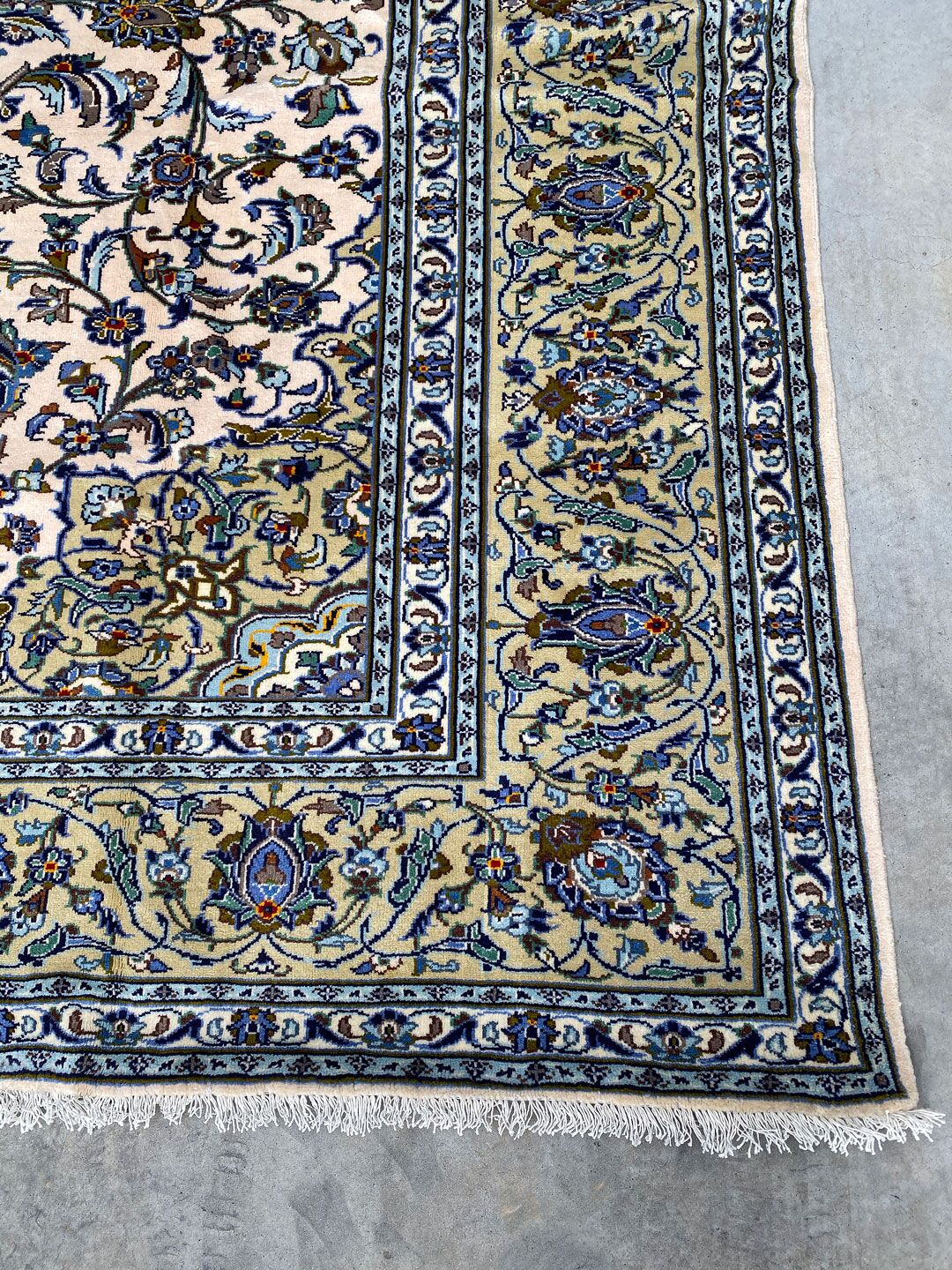 3.3x2.5M Beige Persian Kashan - Image 4