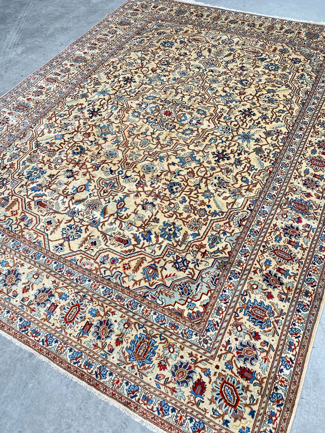 3.5x2.6M Antique Persian Kashan Rug