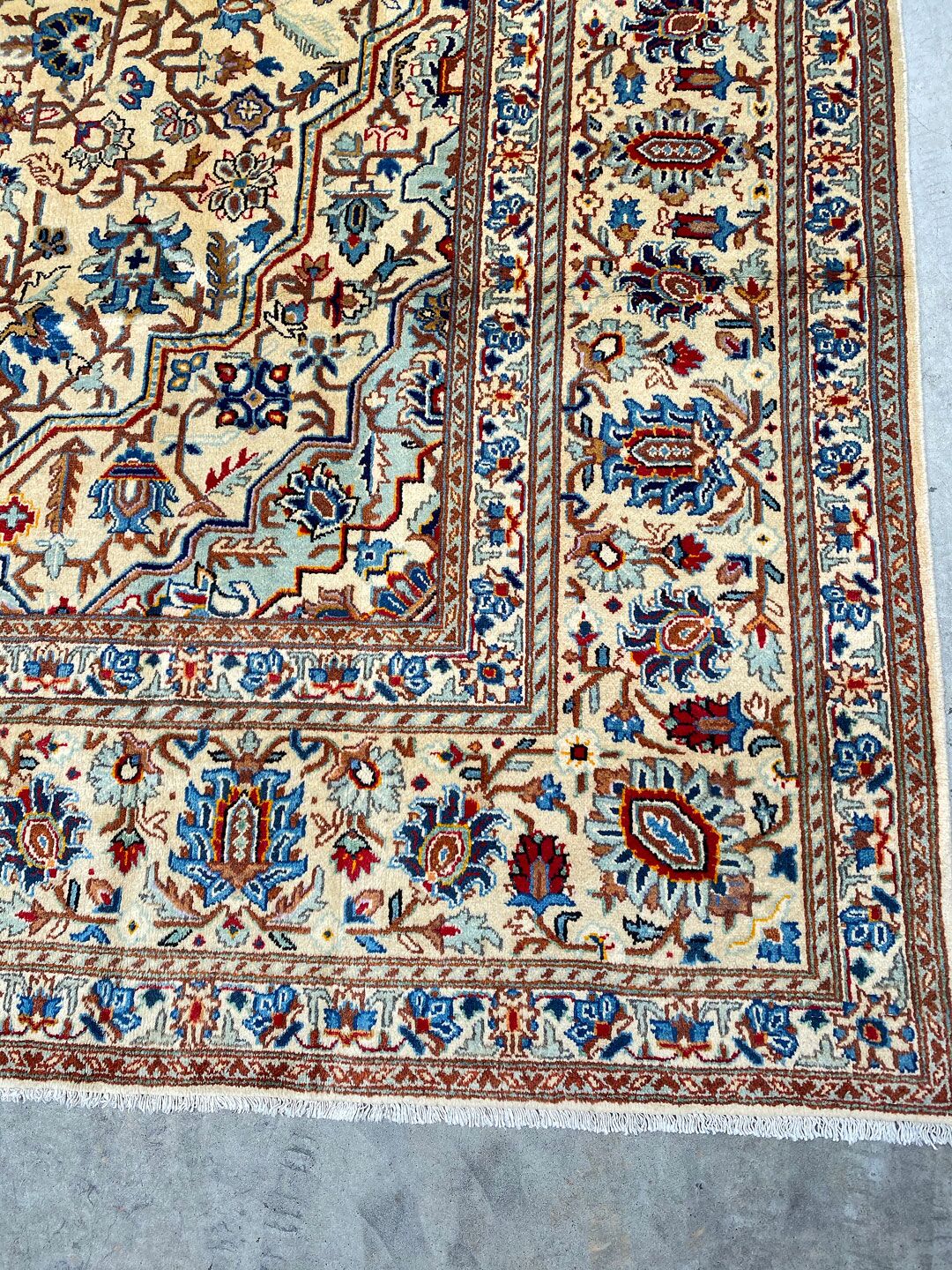3.5x2.6M Antique Persian Kashan Rug - Image 3