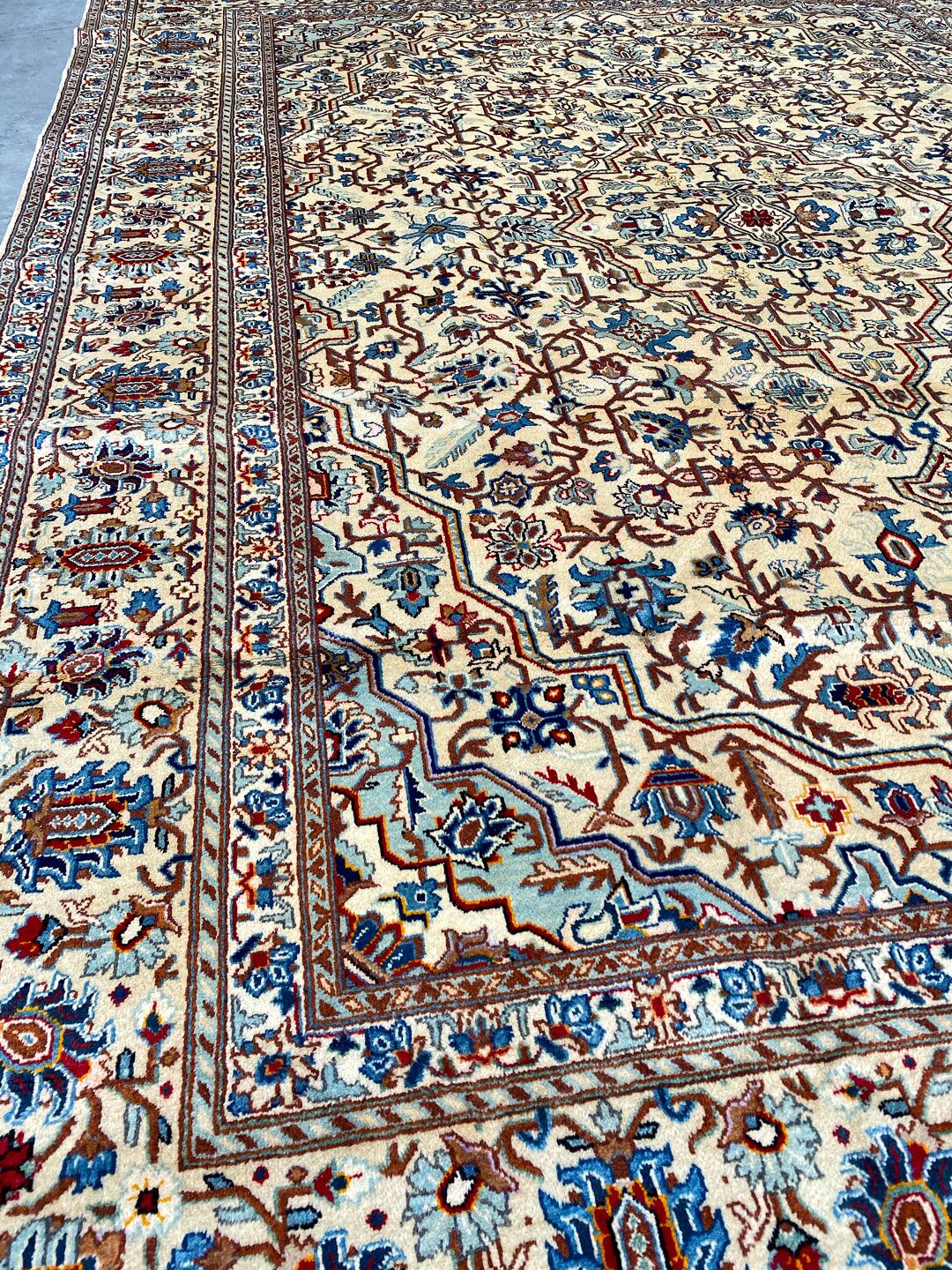3.5x2.6M Antique Persian Kashan Rug - Image 8