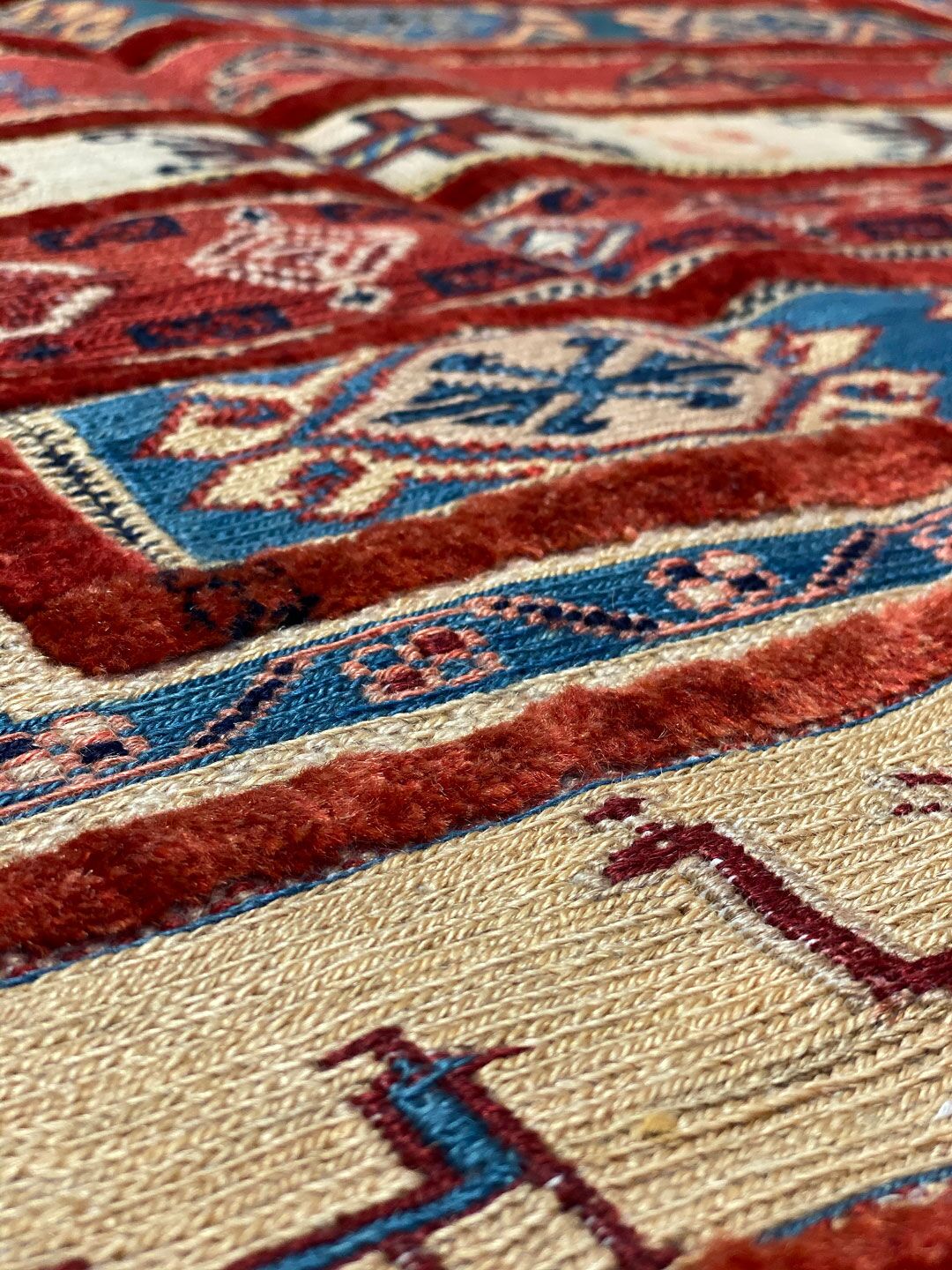 2.1x1.2M Blouchi Handmade Kilim rug - Image 8