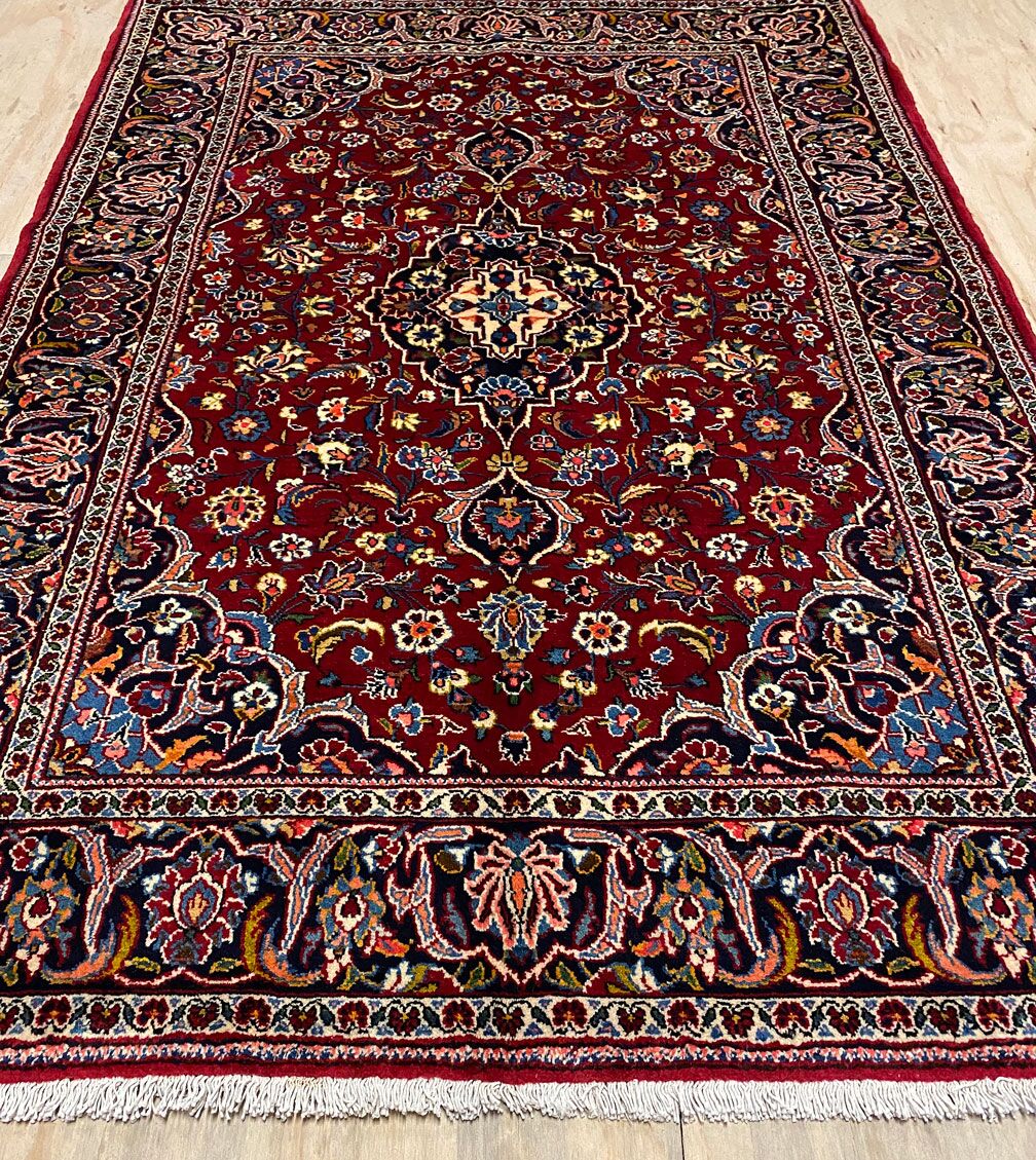 Fine Persian Kashan Rug - Image 2