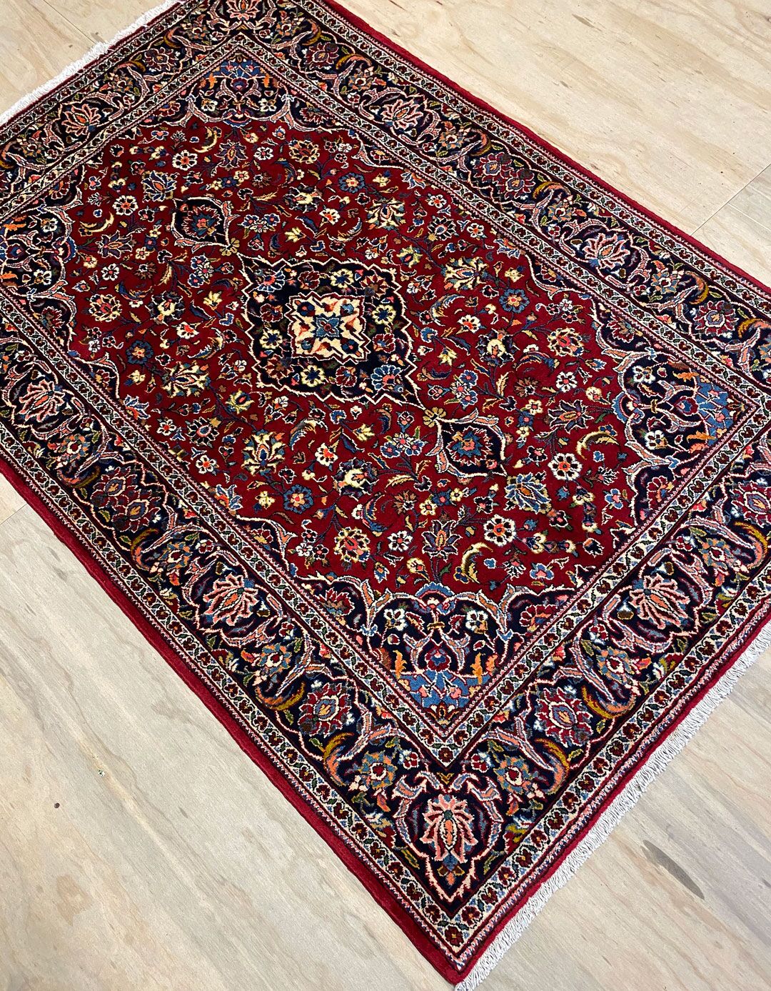 Fine Persian Kashan Rug - Image 4