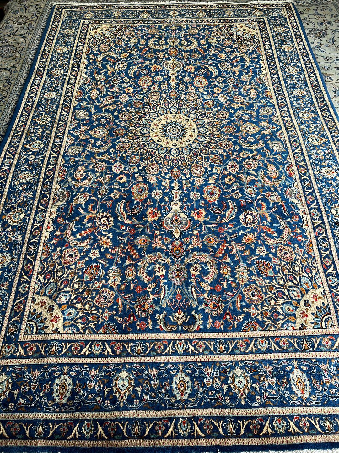 3.1x2M Lamb's wool Kashmar Rug - Image 4