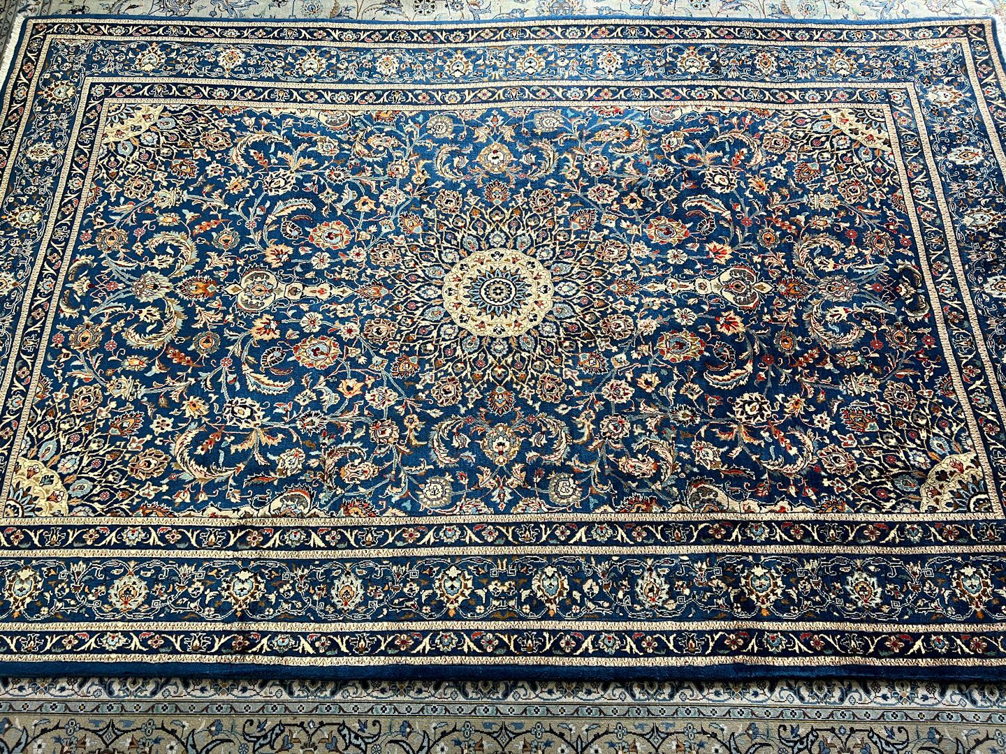 3.1x2M Lamb's wool Kashmar Rug - Image 6