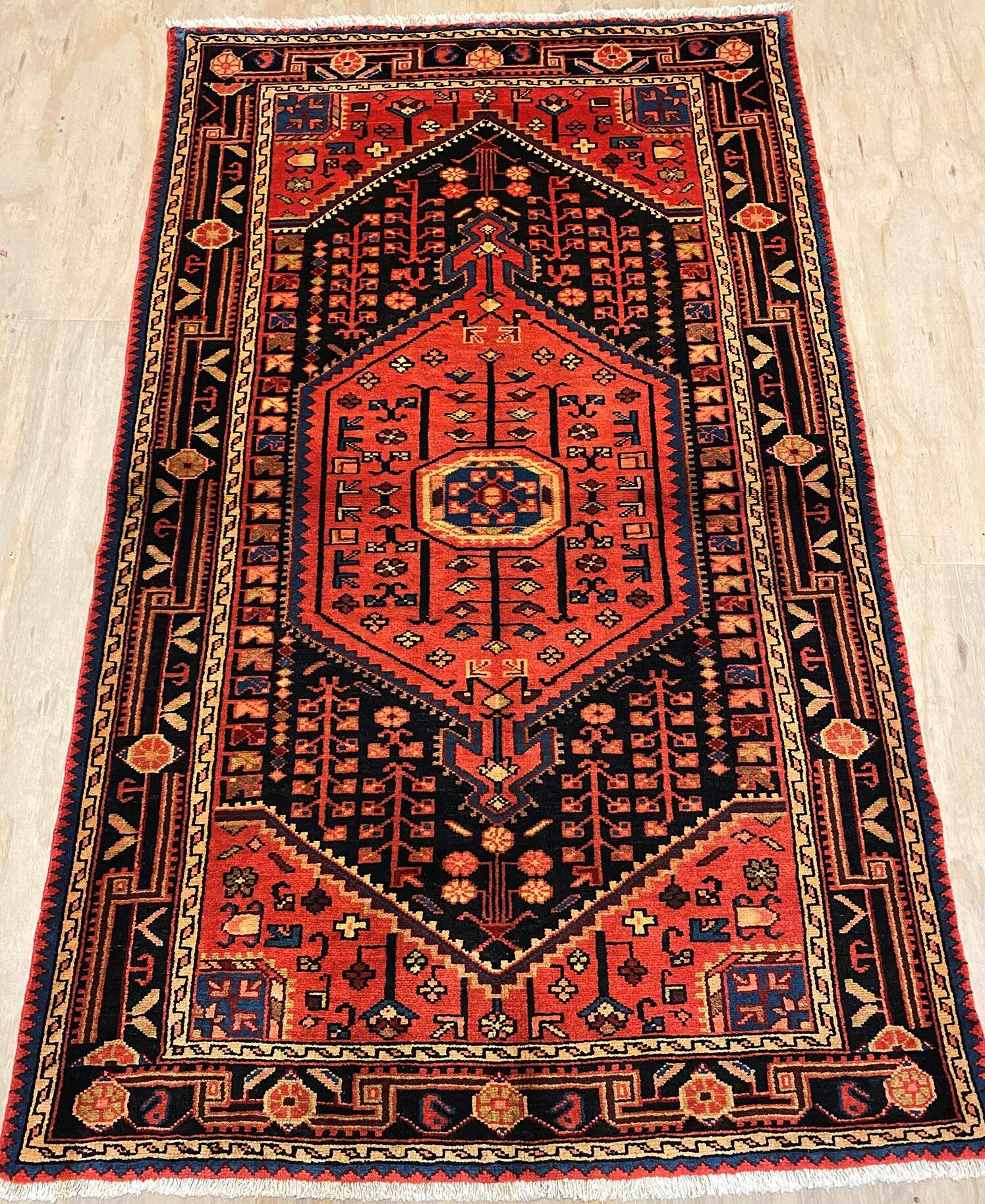 1.8x1.2M Tuserkan Tribal Rug - Image 7