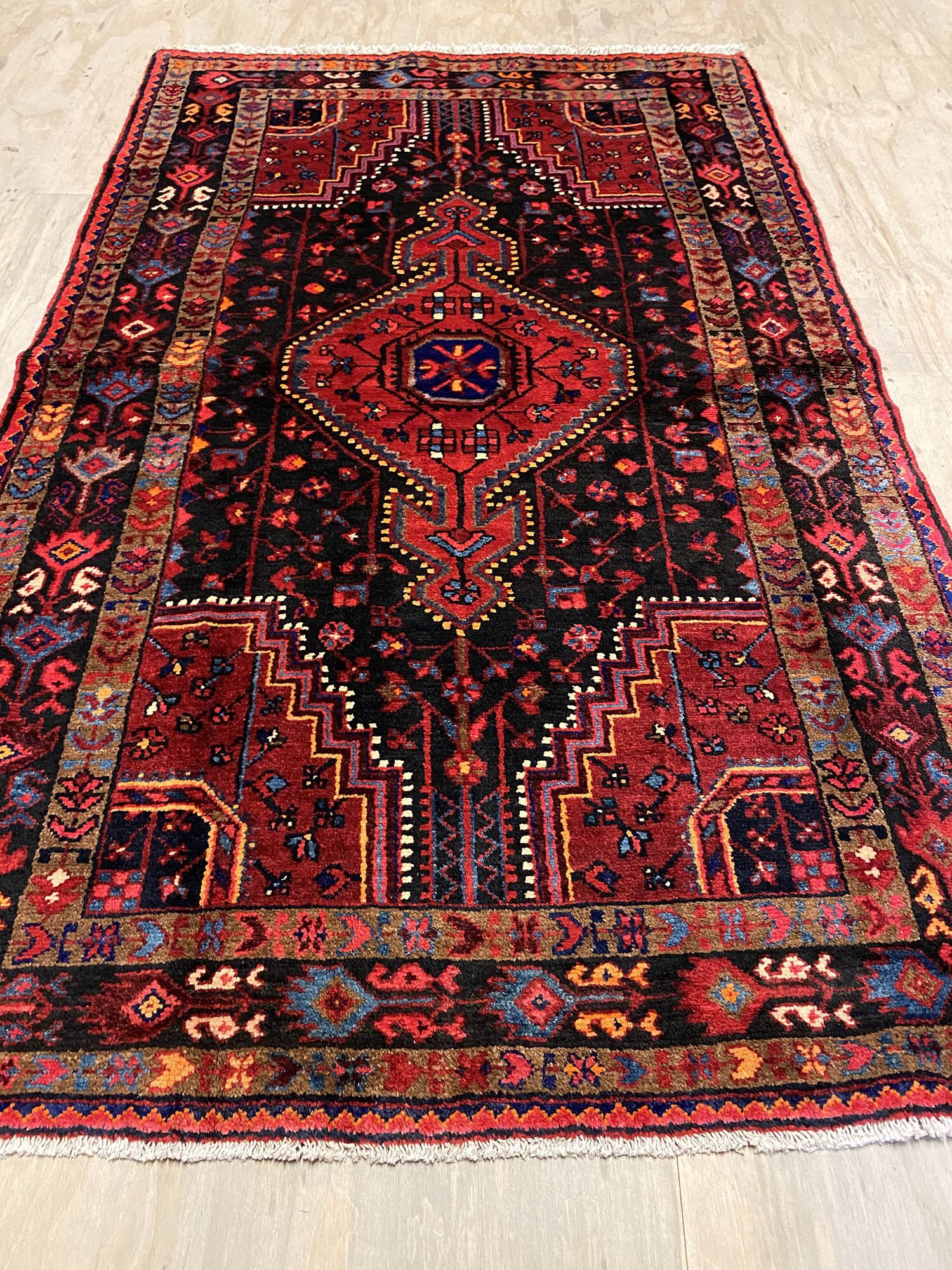 1.8x1.1M Tuserkan Tribal Rug - Image 3